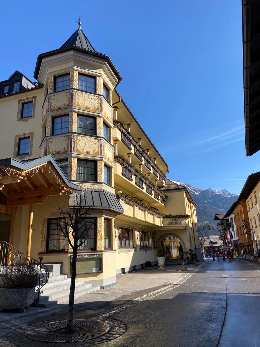 Centrale ligging: Alte Post hotel overnachten hotels in Sankt Anton wintersport Ski Arlberg
