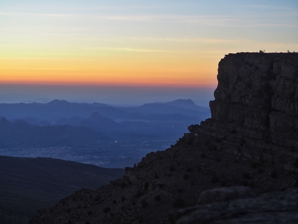 Jebel Shams - de bezienswaardigheden en beste reisroute voor 9 dagen. Jebel Shams - de bezienswaardigheden en beste reisroute voor 9 dagen.