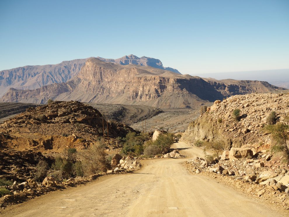 Jebel Shams - de bezienswaardigheden en beste reisroute voor 9 dagen. Jebel Shams - de bezienswaardigheden en beste reisroute voor 9 dagen.