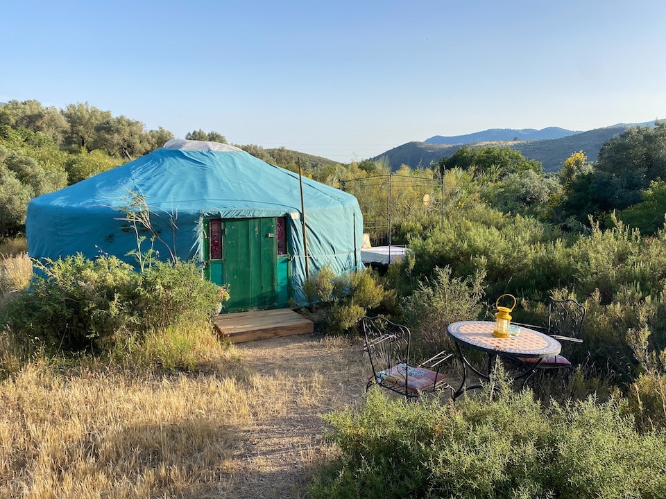 Bijzonder overnachten Las Alpujarras Andalusië - mongoolse tent - Alora Yurts