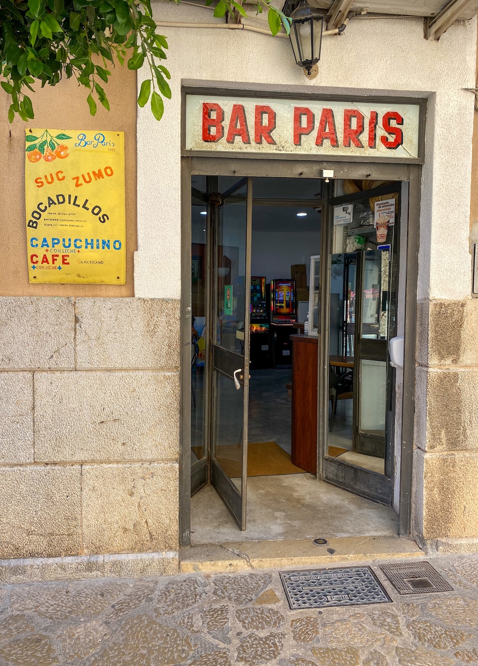 koffie barretjes Mallorca - Bar Paris - Bunyola