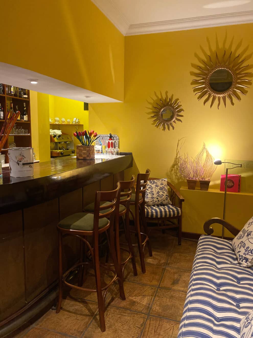 authentiek restaurant Lanzarote - Aguaviva - Playa Honda - huiskamer fine dining