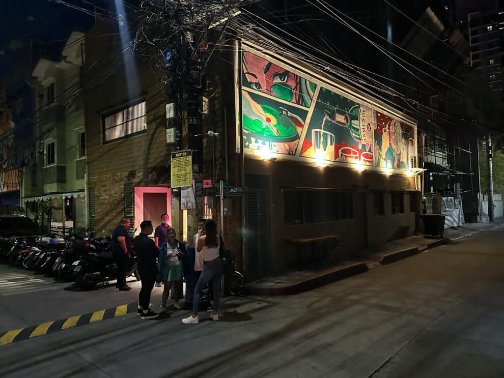 Nightlife Manila Makati Poblacion tips bars