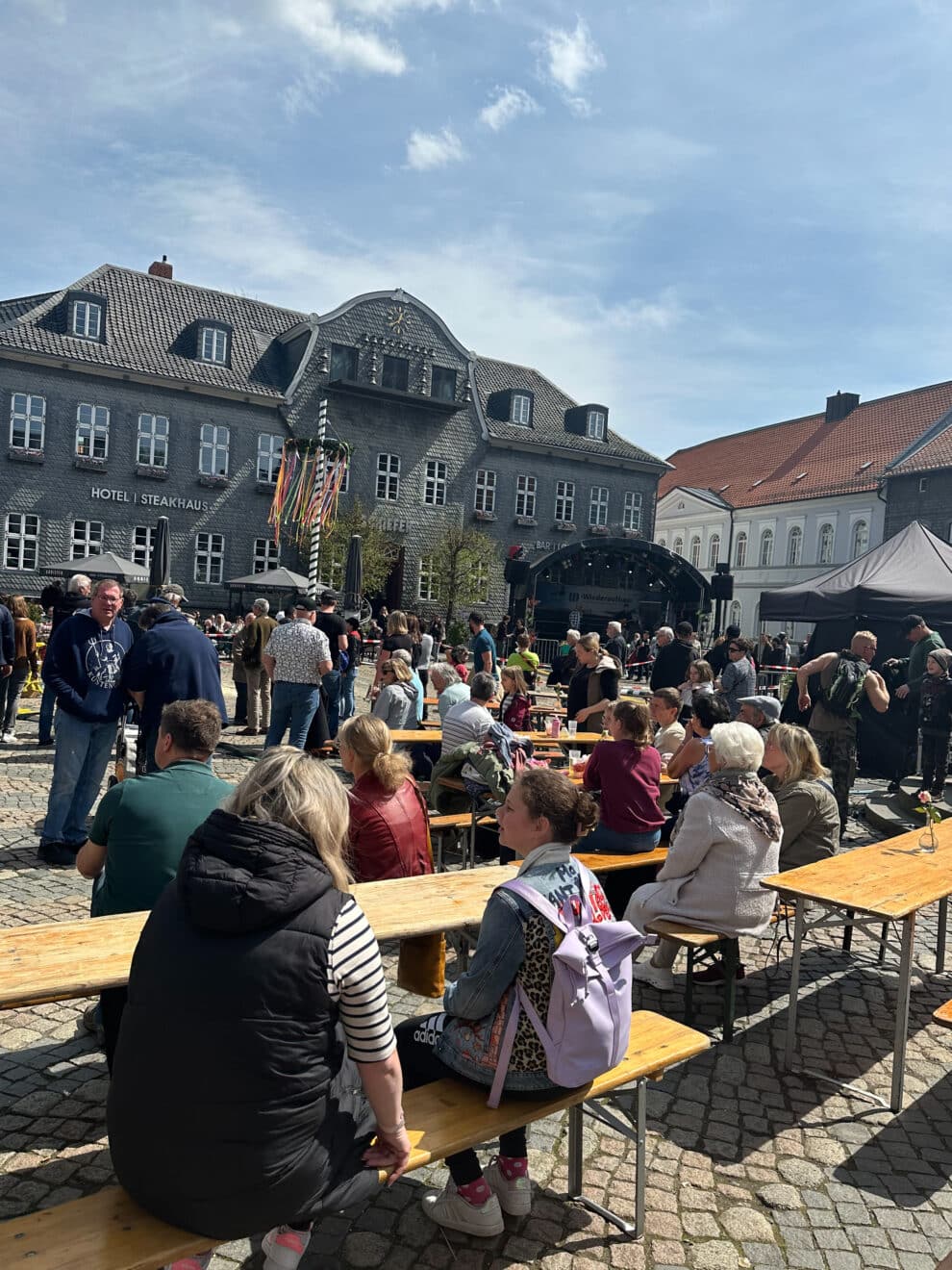 Goslar: Walpurgis met DJ en live-muziek / marktplatz 2023