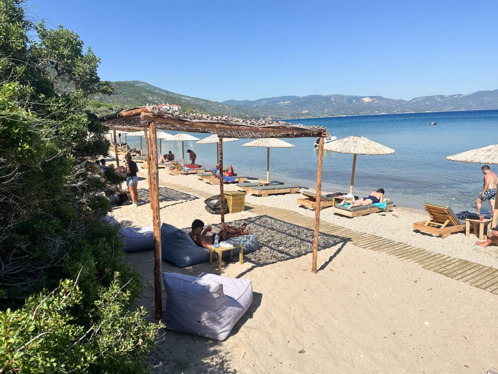 Mooiste stranden en plekken van Samos in 2023 - Paralia Limnionas