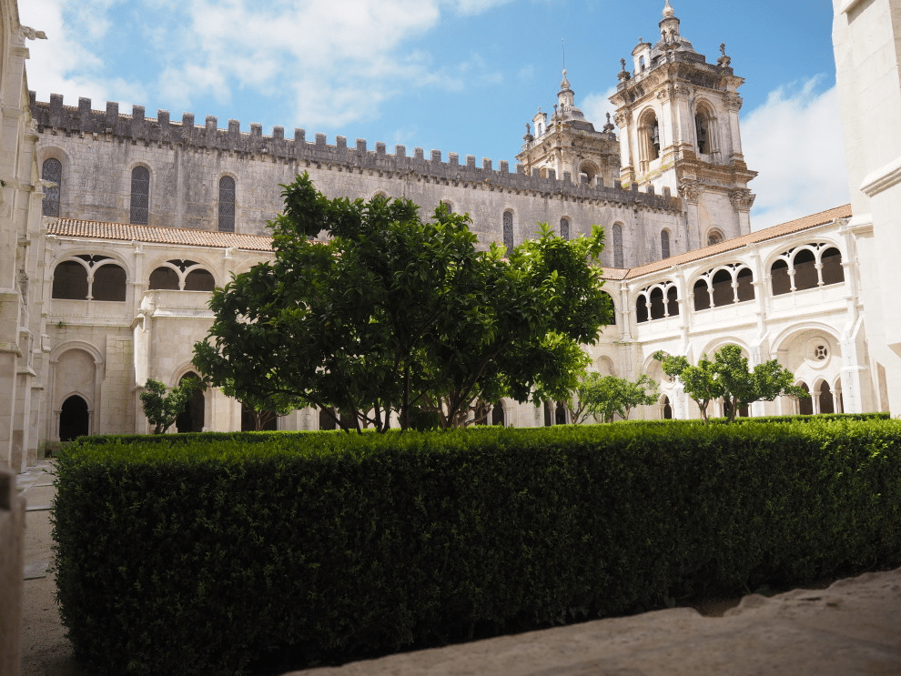 Mosteiro de Santa Maria - mooiste roadtrip stops in Central Portugal - Alcobaça